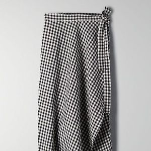 Aritzia/Wilfred areta linen wrap skirt